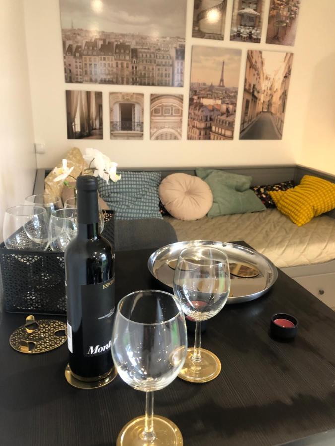 Paris-Eiffel, Bienvenue -Terrasse -Netflix Lägenhet Pantin Exteriör bild