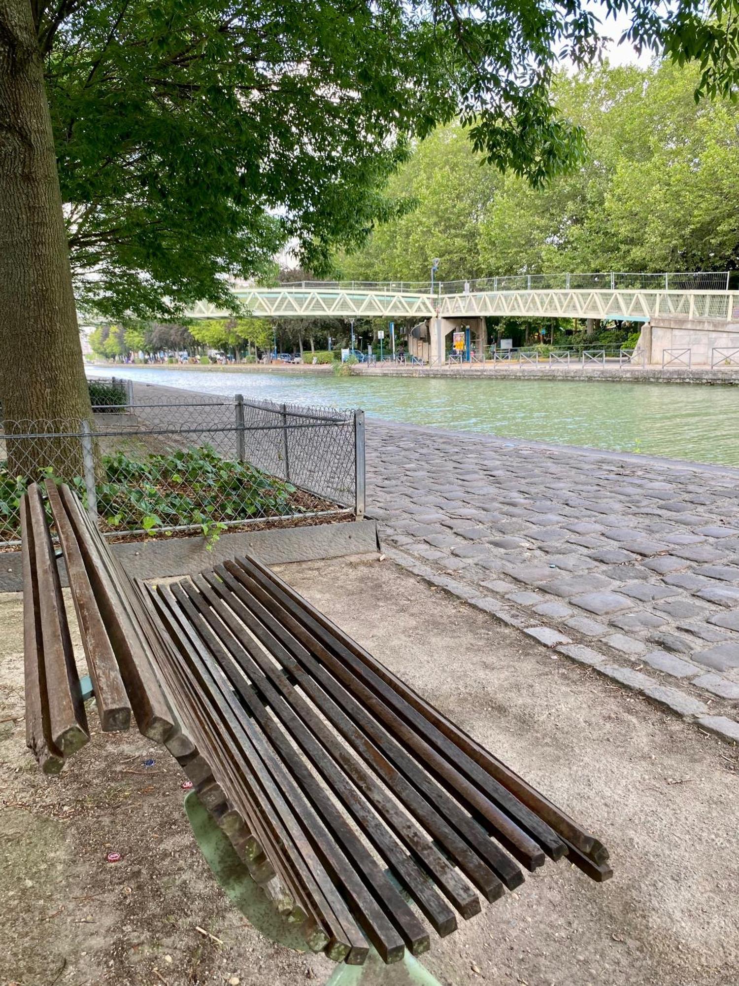 Paris-Eiffel, Bienvenue -Terrasse -Netflix Lägenhet Pantin Exteriör bild